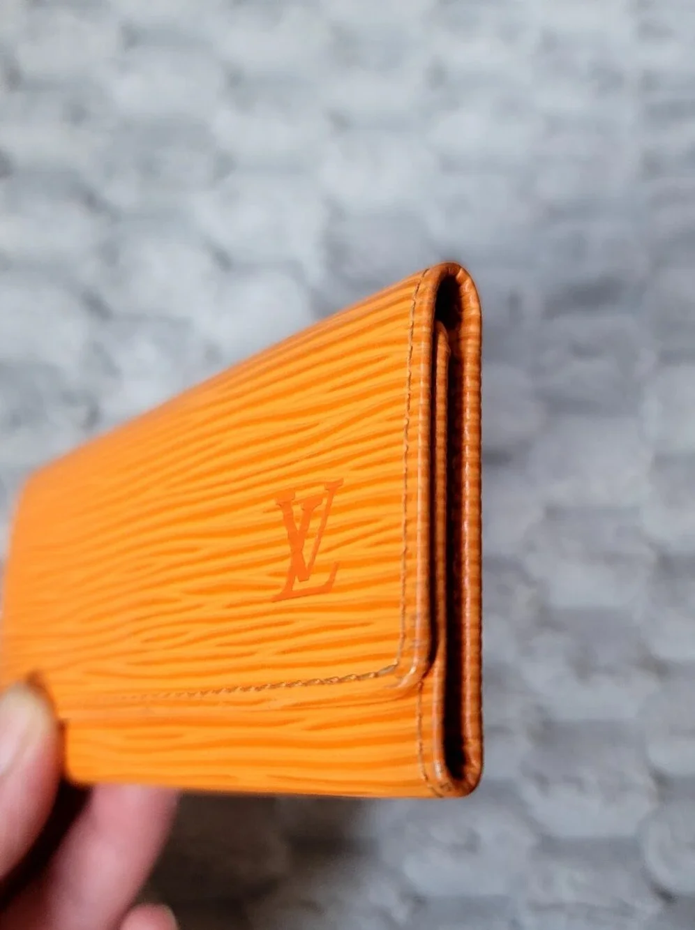 Louis Vuitton Epi Leather 4 Rings Key Holder Wallet